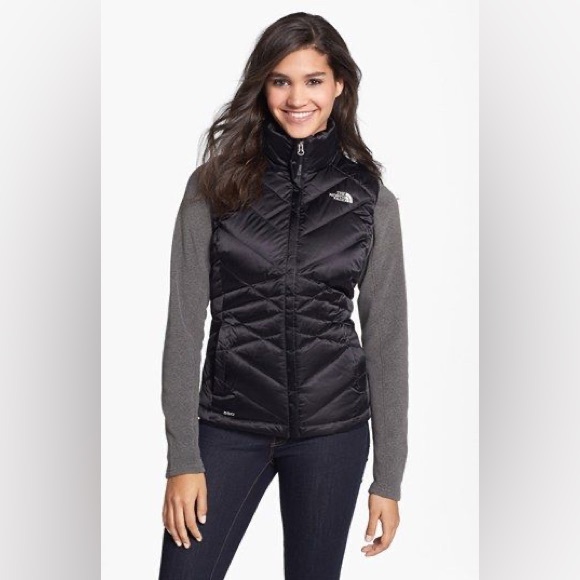 The North Face Aconcagua 550 Down Puffer Vest in Black Size XS - Picture 1 of 11